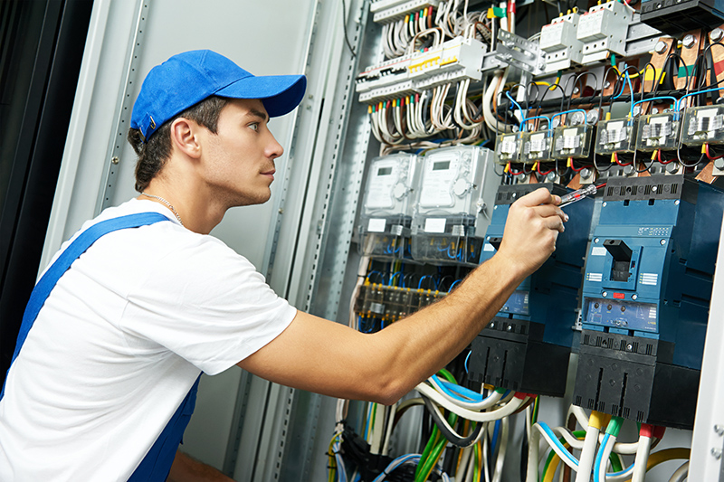 Domestic Electrician in Tamworth Staffordshire