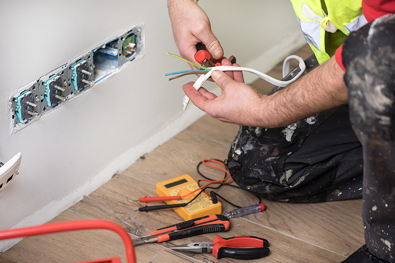 Emergency Electrician in Tamworth Staffordshire